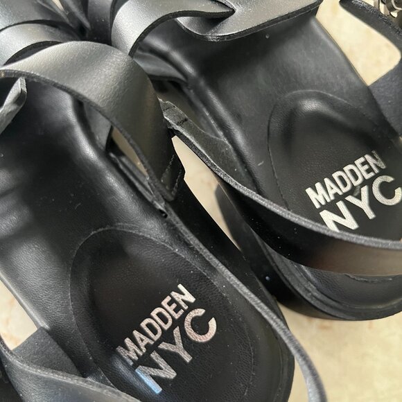 NWOB Madden NYC Sz 8.5 Genesis Fisherman Block Heel Sandals in Black - Picture 10 of 10